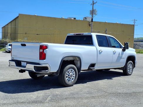 Used 2024 Chevrolet Silverado 2500 LT RWD image 7