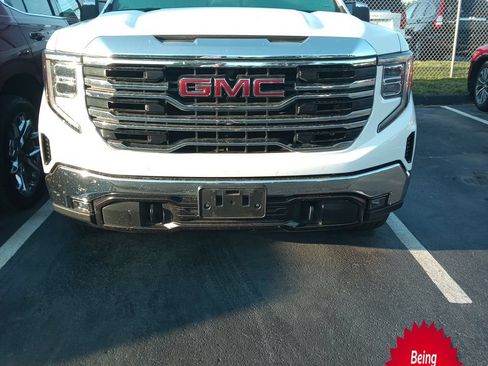 Used 2023 GMC Sierra 1500 SLT w/ SLT Premium Package AWD/4WD image 1