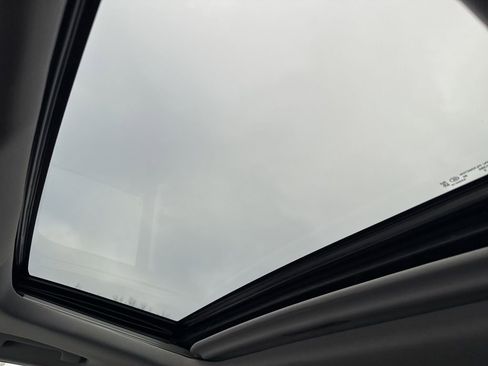 Used 2020 GMC Yukon XL SLT image 47