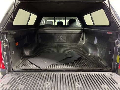 Certified 2017 Toyota Tundra SR5 RWD image 10