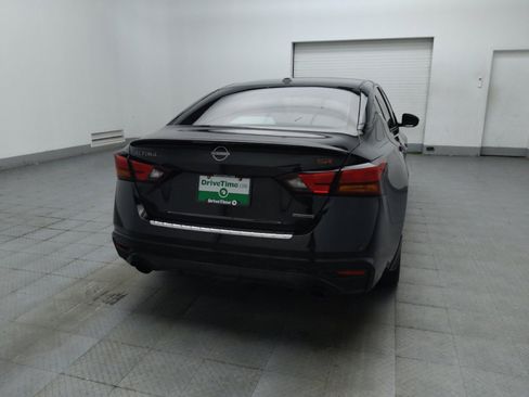 Used 2023 Nissan Altima 2.0 SR FWD image 7