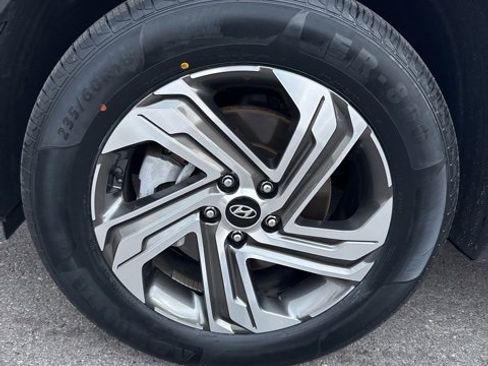 Used 2023 Hyundai Santa Fe SEL image 9