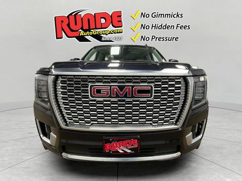 Used 2023 GMC Yukon XL Denali w/ Advanced Technology Package AWD/4WD image 9