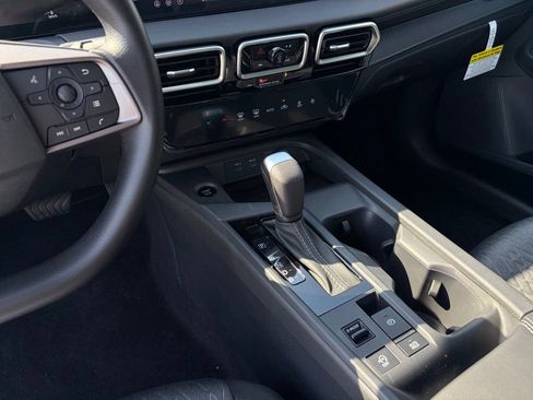 New 2026 Nissan Sentra SV w/ Floor Mat Package FWD image 19