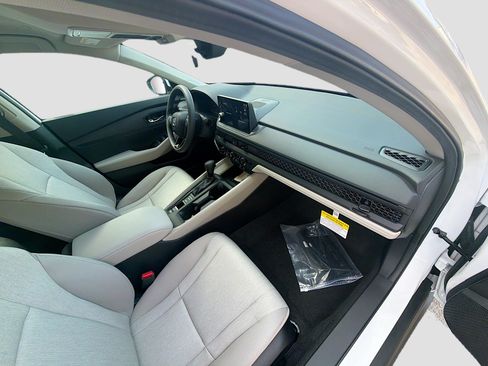 New 2026 Honda Accord LX image 24