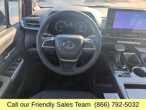 New 2026 Toyota Sienna Limited image 13