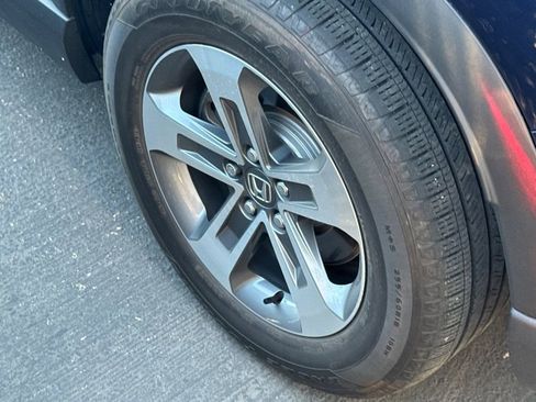 Certified 2025 Honda Pilot EX-L image 7