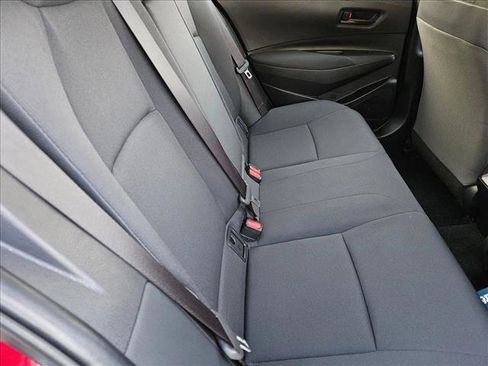 Used 2025 Toyota Corolla LE image 18