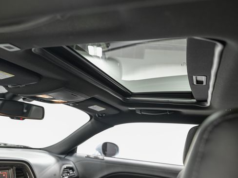 Used 2022 Dodge Challenger SXT w/ Plus Package image 24