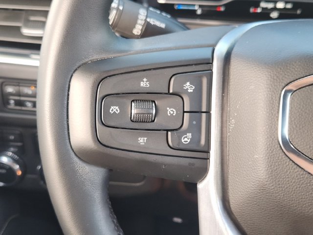 Used 2023 GMC Yukon SLT w/ SLT Premium Package AWD/4WD image 28
