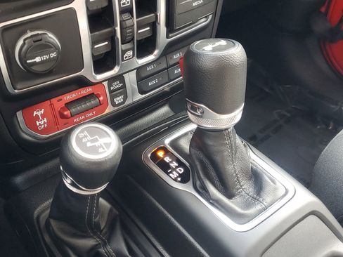 Used 2026 Jeep Wrangler Unlimited Rubicon image 27