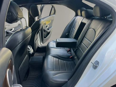 Used 2018 Mercedes-Benz C 300 Sedan w/ Premium Package image 9