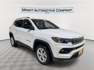 Used 2024 Jeep Compass Latitude video 1