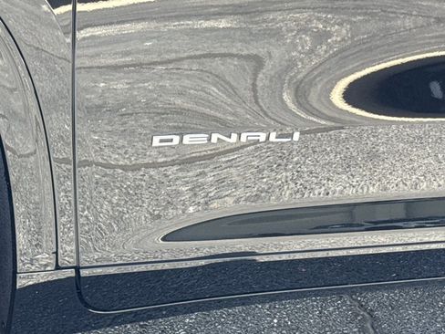 New 2026 GMC Acadia Denali w/ Super Cruise Package FWD image 15