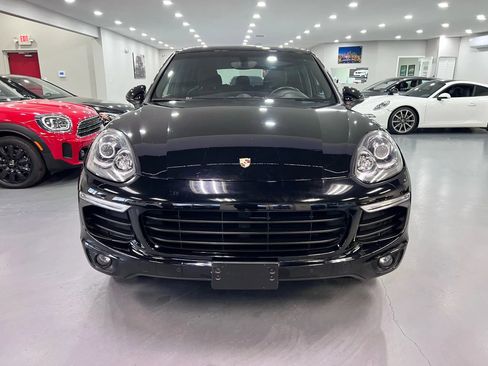 Used 2016 Porsche Cayenne image 2