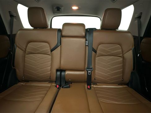 Certified 2025 Nissan Pathfinder Platinum w/ Cargo Package image 14