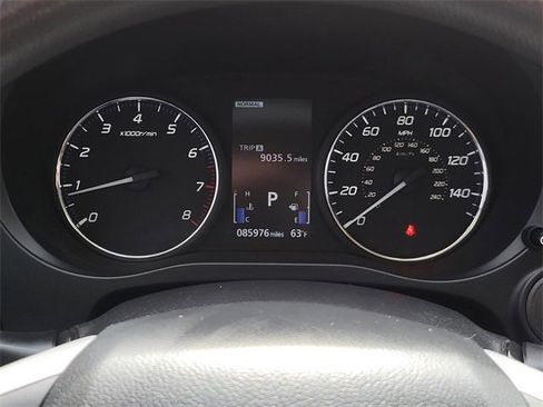 Used 2020 Mitsubishi Outlander ES image 29