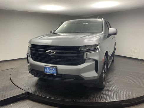 Used 2023 Chevrolet Tahoe RST w/ Luxury Package AWD/4WD image 3