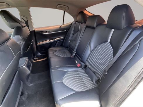 Used 2021 Toyota Camry SE FWD image 26