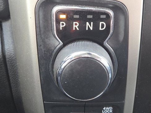 Used 2015 RAM 1500 Classic SLT image 26