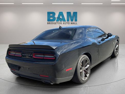 Used 2019 Dodge Challenger R/T Scat Pack w/ Shaker Package image 7