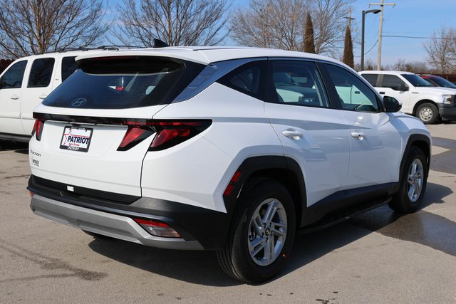 New 2026 Hyundai Tucson SE FWD image 3