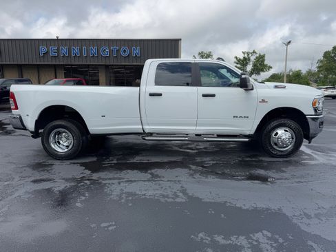 Used 2024 RAM 3500 Big Horn image 8