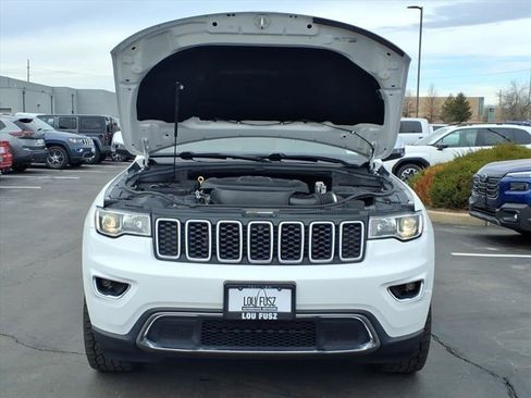 Used 2018 Jeep Grand Cherokee Limited image 33