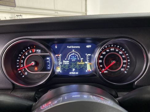 Used 2022 Jeep Gladiator Mojave w/ Trailer Tow Package image 28