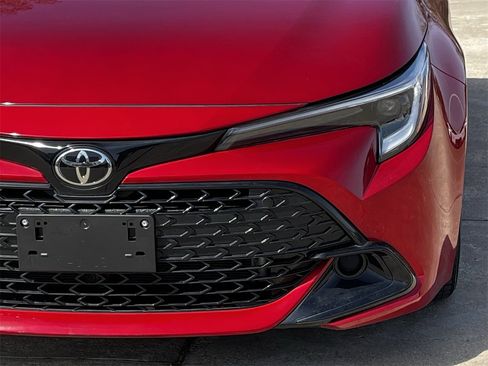 Used 2023 Toyota Corolla SE image 8