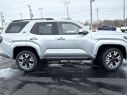New 2025 Toyota 4Runner TRD Sport image 9