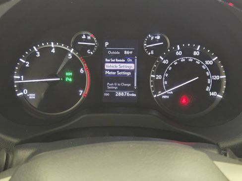 Used 2023 Lexus GX 460 Premium w/ Premium Package AWD/4WD image 16