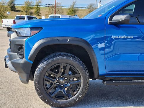 Used 2023 Chevrolet Colorado Trail Boss w/ Advanced Trailering Package image 8