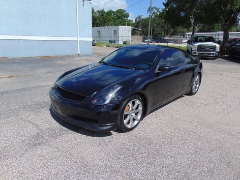 Used 2004 INFINITI G35 Coupe w/ Premium Pkg RWD image 2