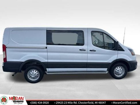 Used 2024 Ford Transit 250 Low Roof AWD w/ Exterior Upgrade Package image 6