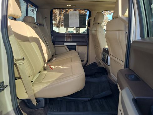 Certified 2018 Ford F150 Lariat w/ Equipment Group 502A Luxury image 18