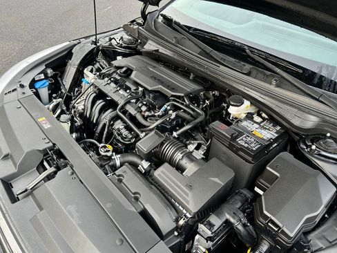 Used 2025 Kia K4 LXS image 30