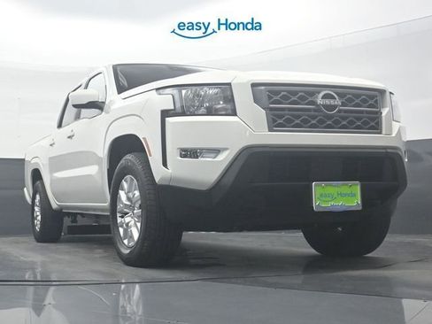 Used 2024 Nissan Frontier SV w/ SV Convenience Package image 28