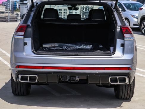 New 2026 Volkswagen Atlas Cross Sport SEL Premium R-Line AWD/4WD image 12