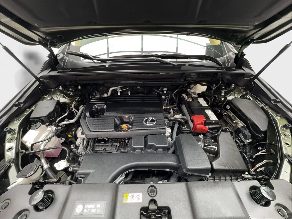 Used 2025 Lexus NX 250 FWD w/ Towing Package (2000 Lbs) image 19
