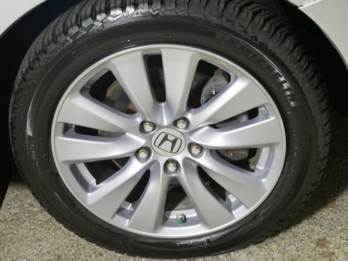 Used 2011 Honda Accord EX-L image 15