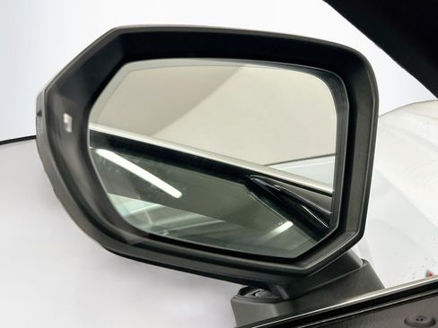 Used 2024 Audi Q3 2.0T Premium AWD/4WD image 16