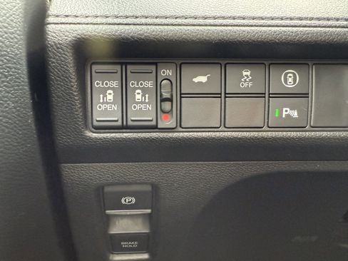 Used 2023 Honda Odyssey Elite image 24