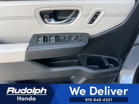 New 2026 Honda Pilot Touring image 11