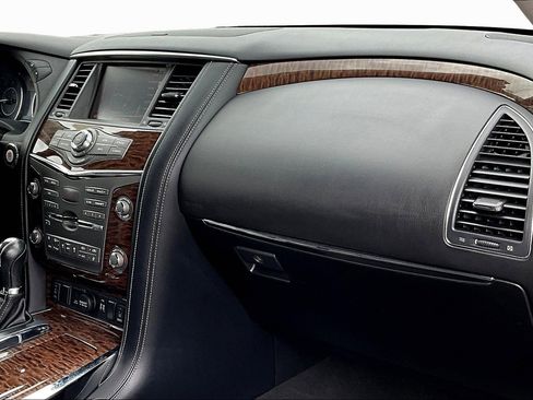 Used 2018 Nissan Armada SL image 14