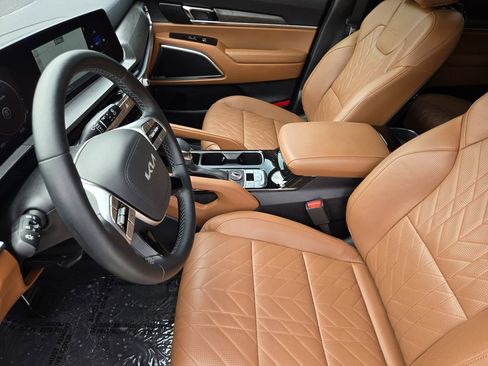 Certified 2025 Kia Telluride SX X-Line AWD/4WD image 18