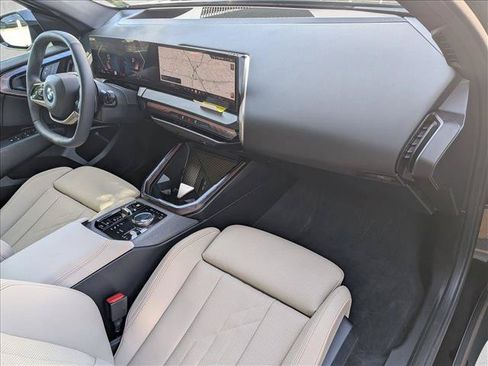 Used 2025 BMW X3 xDrive30i w/ Premium Package AWD/4WD image 24