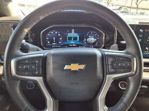 Used 2023 Chevrolet Silverado 1500 LTZ w/ Technology Package AWD/4WD image 25