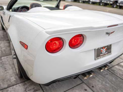 Used 2012 Chevrolet Corvette Grand Sport w/ 3LT Preferred Equipment Group image 31