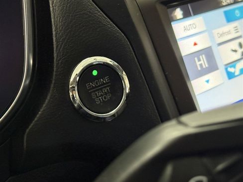 Used 2017 Ford Fusion Energi Titanium image 31